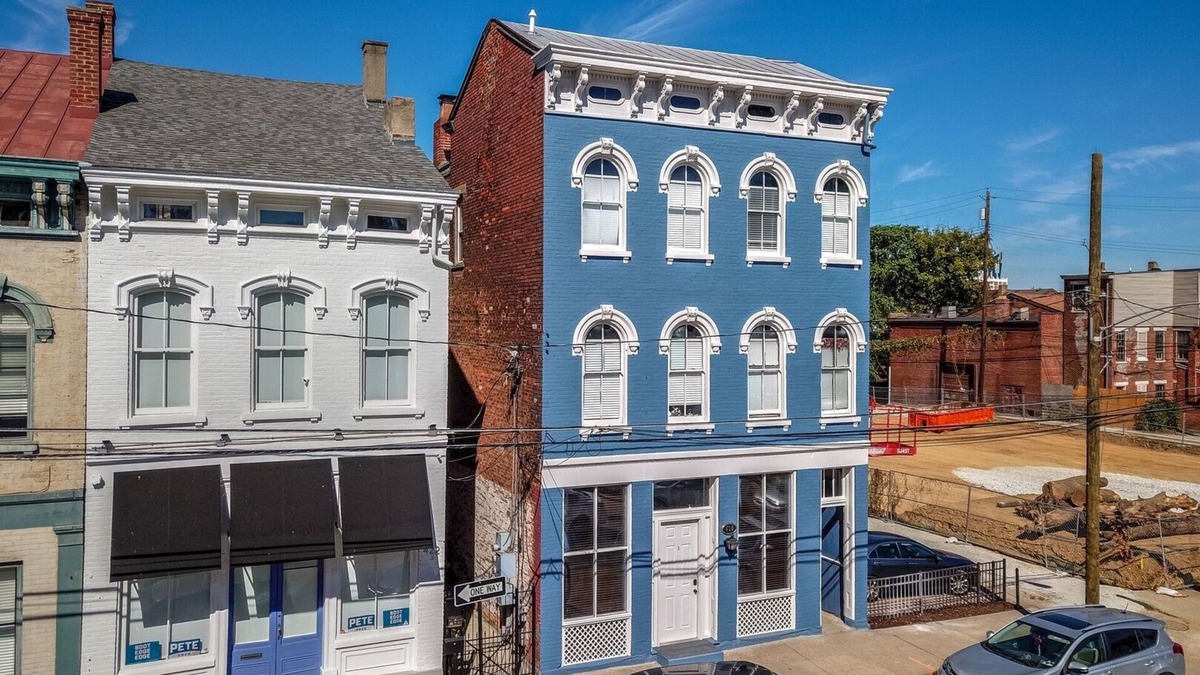 Covington House | Heart of Mainstrasse Suites