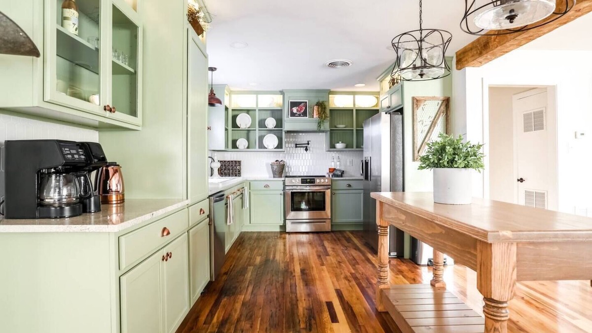 Lubbock House | ❤️Heart of Med District Lit’l Sister 3/2 Remodeled
