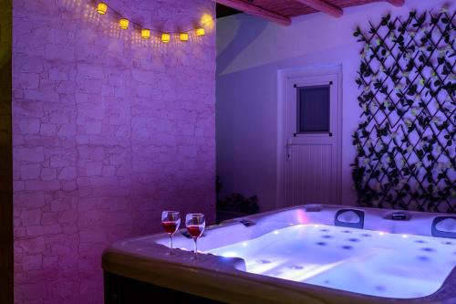 Oia Apartment | Heart of Oia - Private house with Jacuzzi