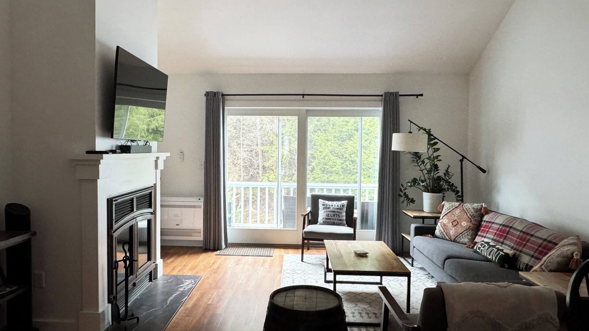 Stowe Area House | Heart of Stowe Riverview Escape