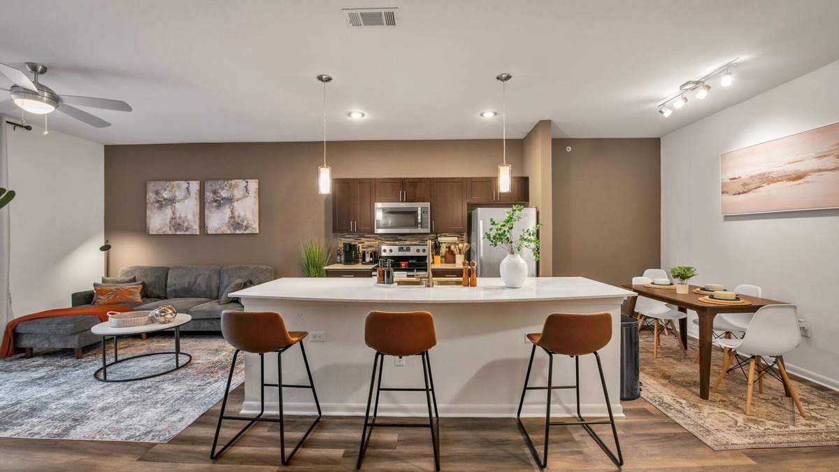 North Burnet Apartment | Heart of the Domain - walk to everything