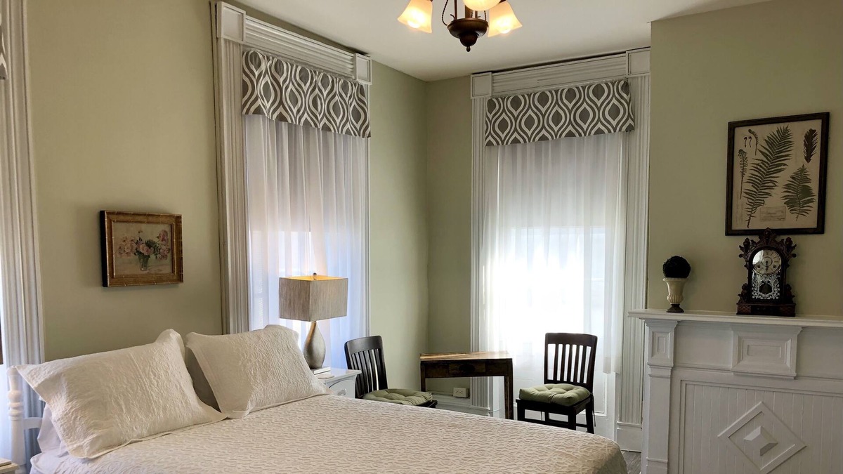 Lansing Bed & Breakfast | Heart of the Finger Lakes Historic Inn, Room 1