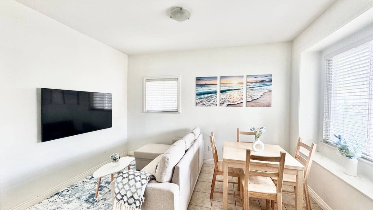 Knight House | Heart of Van! Private 2BR, Patio & FREE Parking