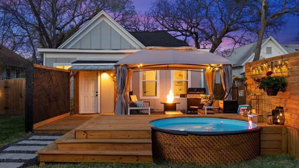 Waco House | Heated Cowboy Pool 2 mins 2 Silos & Cameron Park
