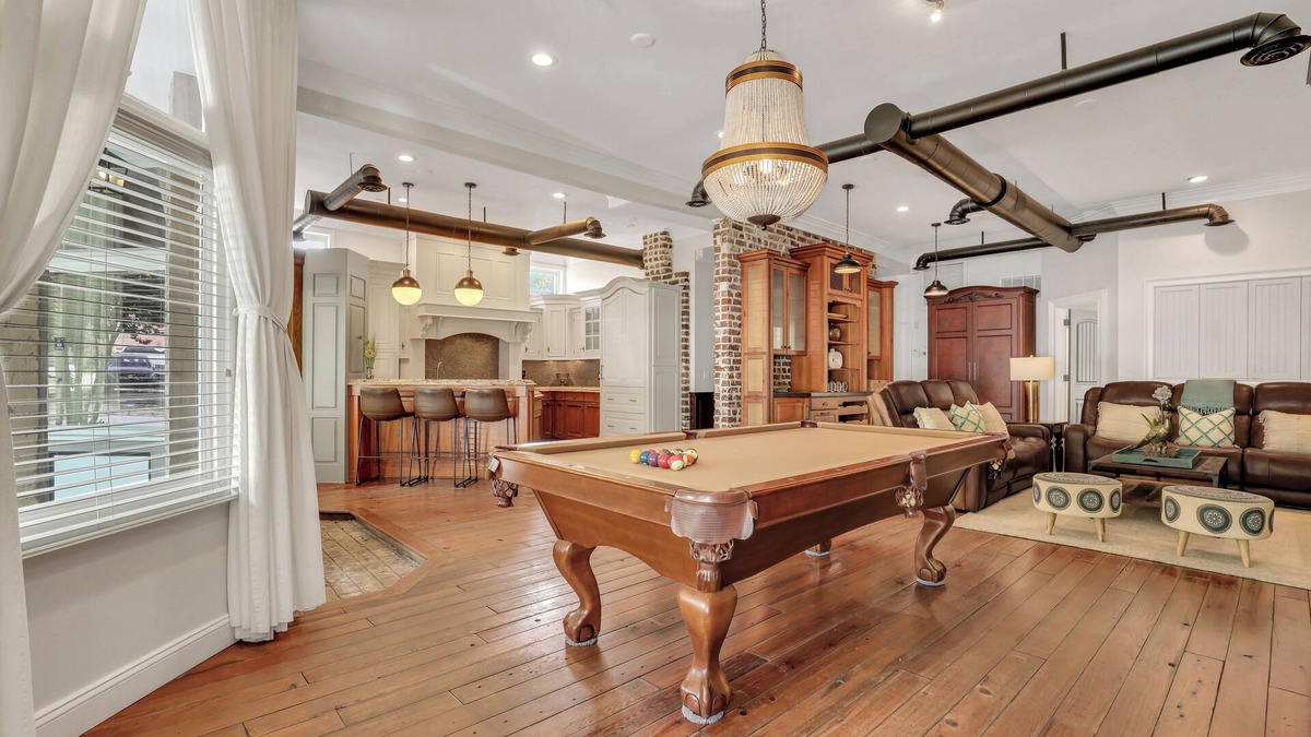 Historic Downtown Savannah House | Heated Pool Access | 5*Clean | Flex Cancelation