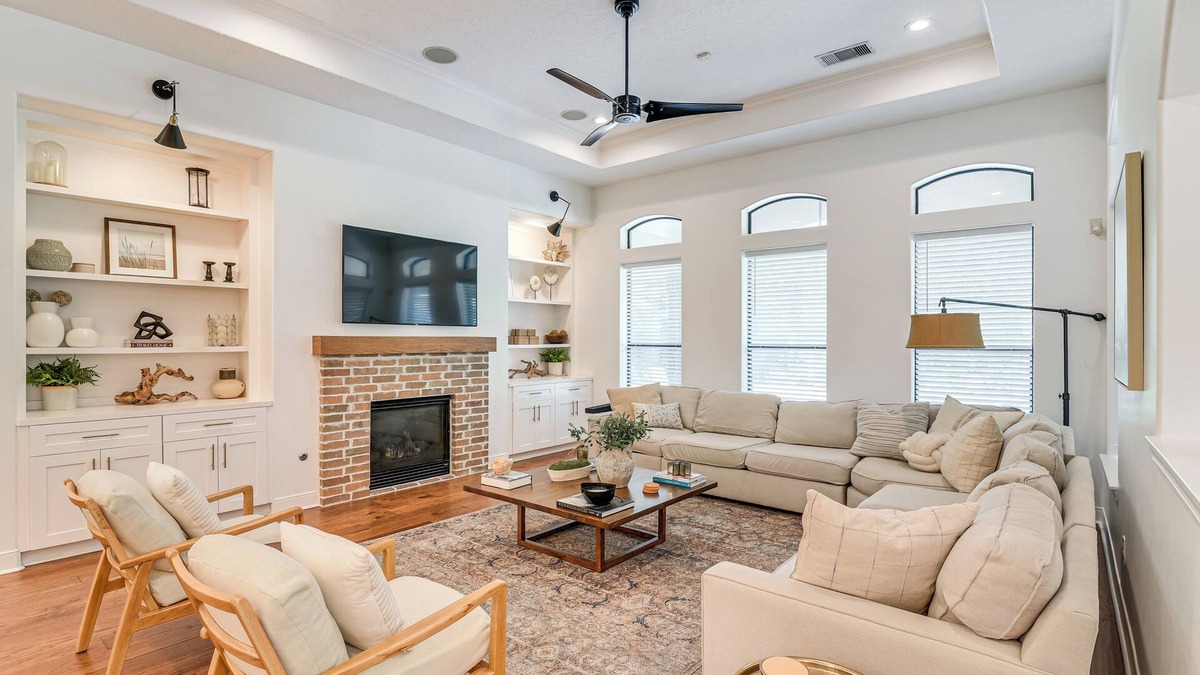 Manvel House | Heated Pool: Family-Friendly Houston Area Home!