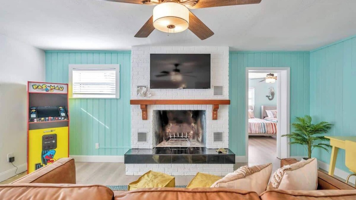 Largo House | Heated Pool, Game Room, MiniGolf @ Mermaid Cove