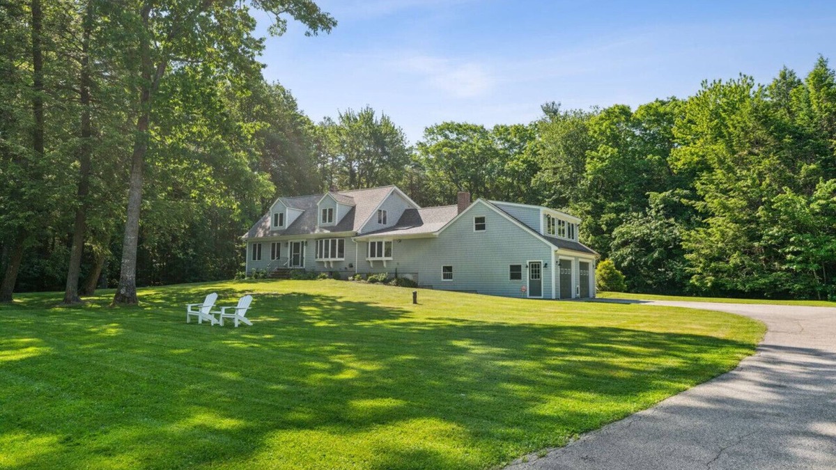 Kennebunkport House | Heated Pool! Gorgeous Home and a Short Drive to Downtown Kennebunkport & Beaches