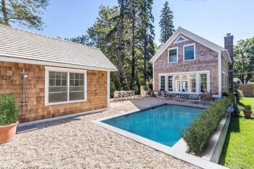 Sag Harbor House | Heated Pool, Grill, Breakwater by RoveTravel