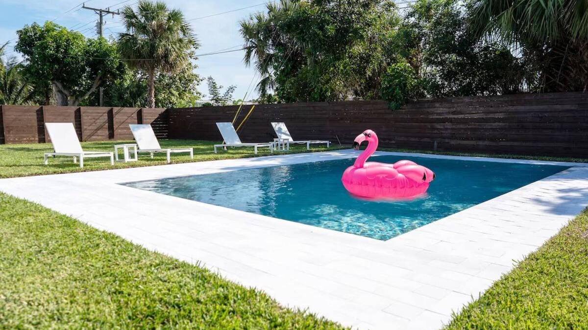 Palm Beach - West Palm Beach House | Heated Pool House Near Downtown West Palm Beach, Beaches, and Bars.