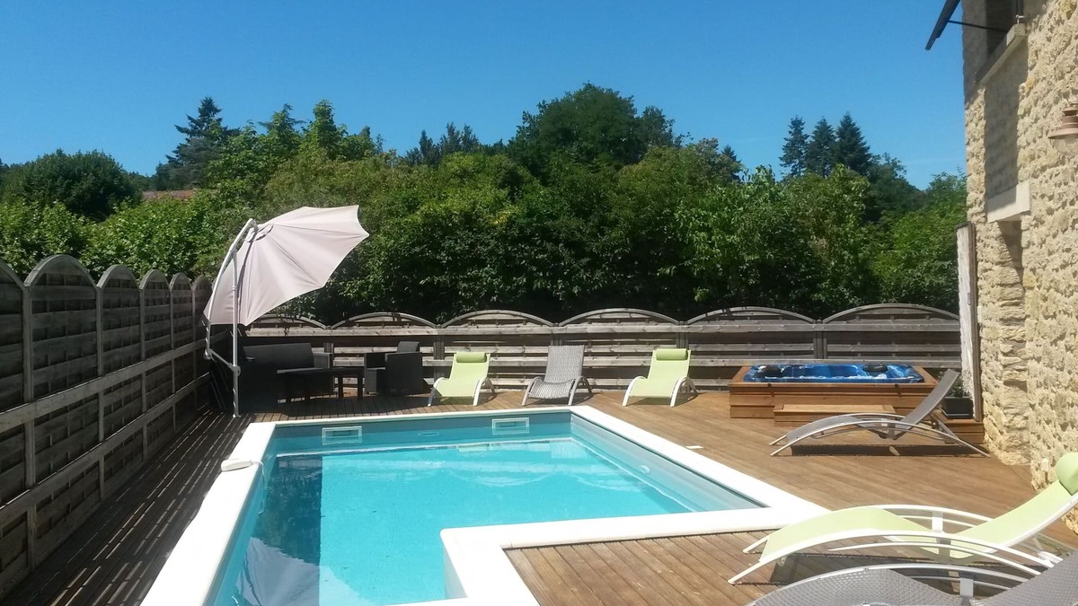 Sarlat-la-Caneda House | Heated pool, Jacuzzi '35 ° 'house with panoramic views of medieval city
