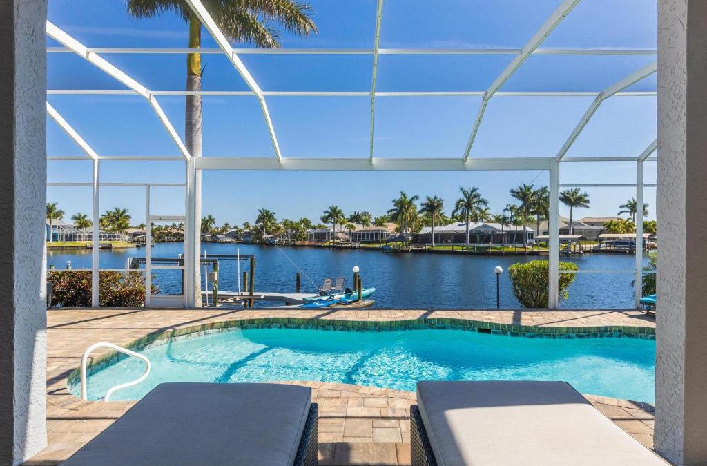 Pelican House | Heated Pool, Outdoor Kitchen, Sleeps 10! - Villa Bay Vista - Roelens Vacations