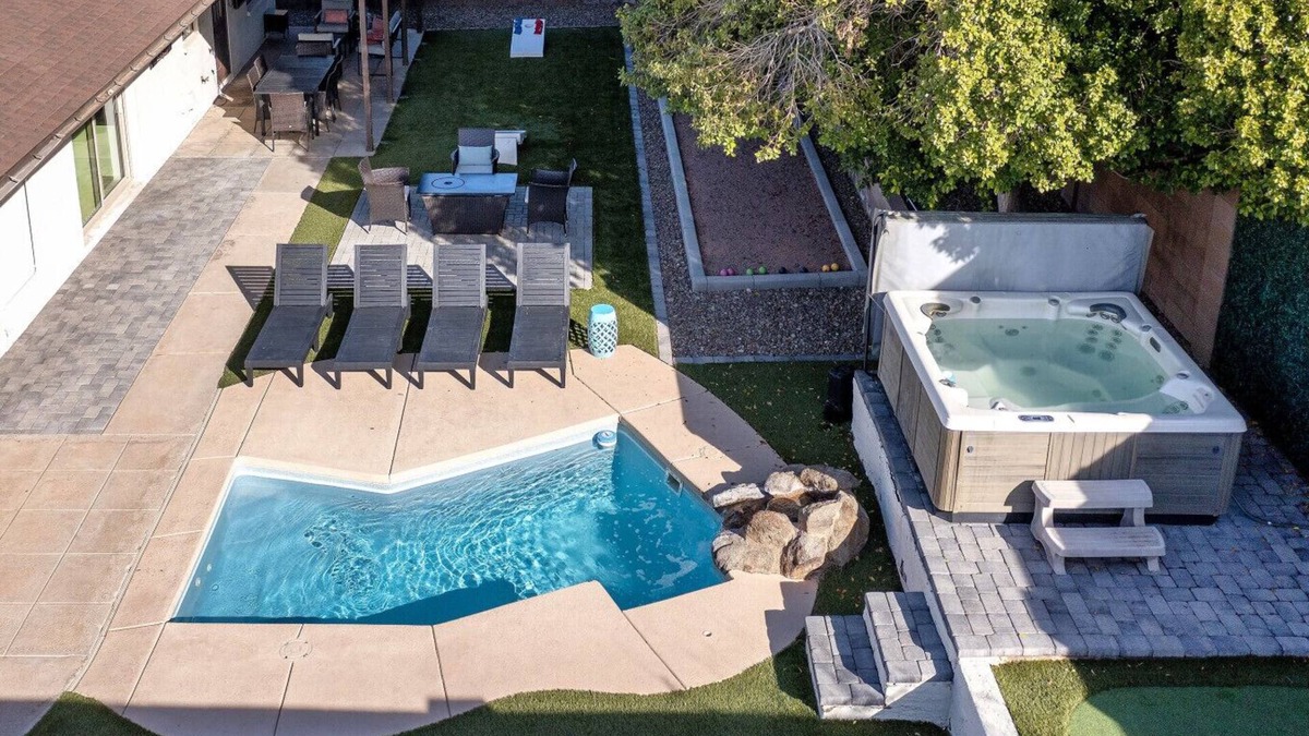 Gold Key Estates House | Heated Pool - Spa - Arcade Games - Pool Table - Ping-Pong - Bocce - Putt Putt