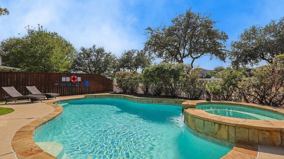 Frisco Villa | Heated Pool & Spa Luxury Frisco Home, Golf Resort