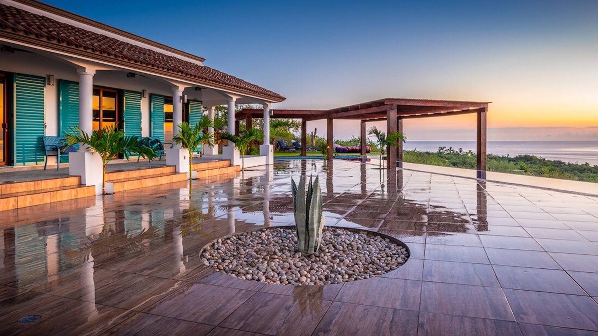 Buenavista Villa | HEATED POOL! VIEWS. DISCOUNTS! Walk 2 BEACH. THEATERn5 Bedrooms/7 Bath.