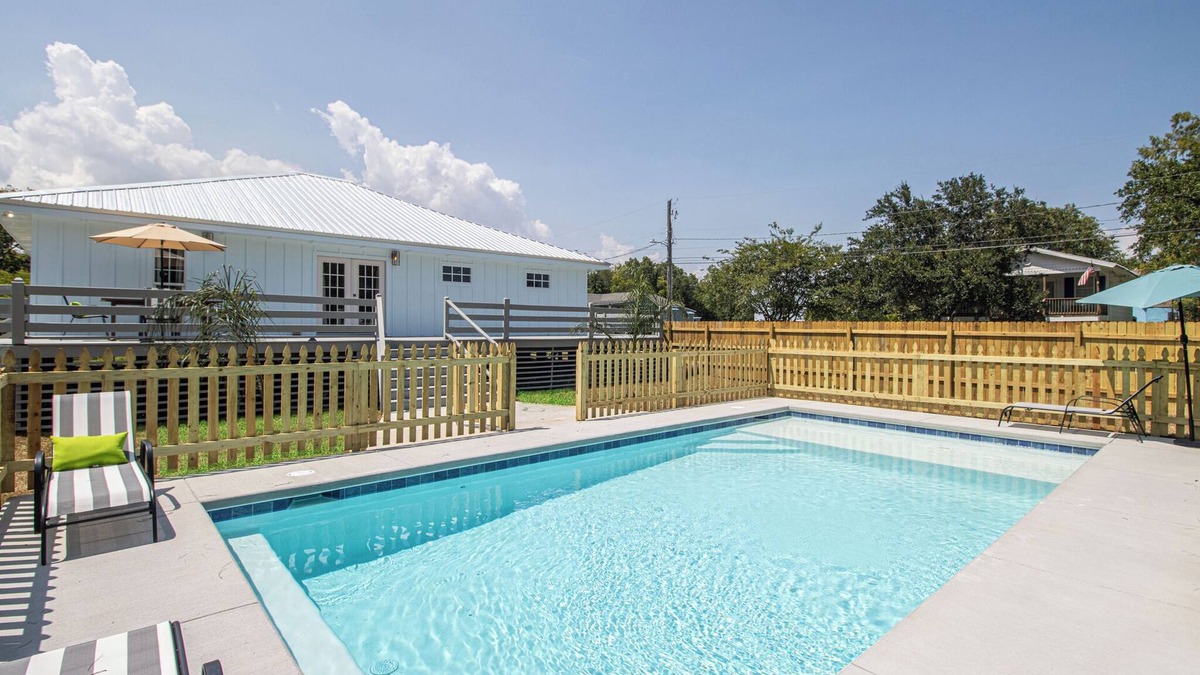 Waveland House | Heated Pool, Walk 2 Beach, 3 King Beds, Sand Volleyball, Firepit, Pet Friendly