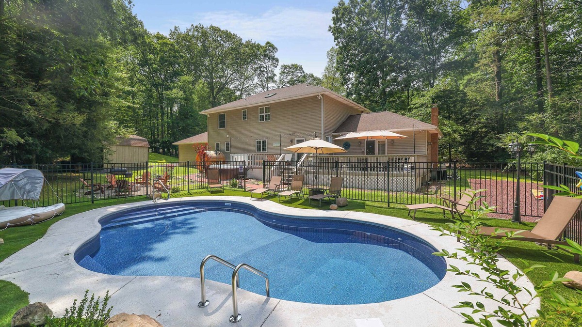 Stroudsburg House | Heated Private Pool Hot Tub Game Room Sauna