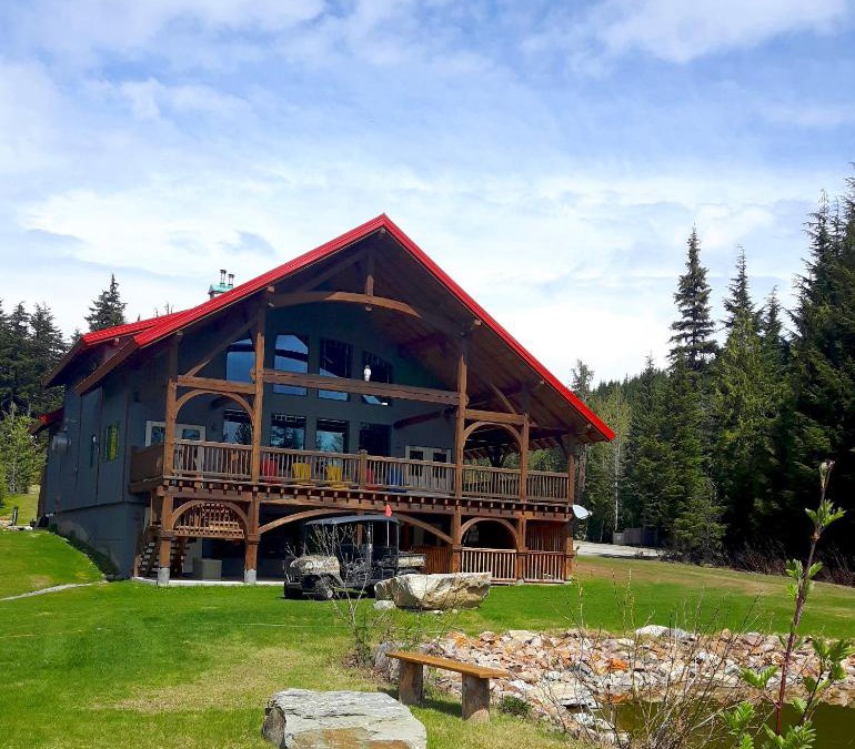 Golden Hotel | Heather Mountain Lodge
