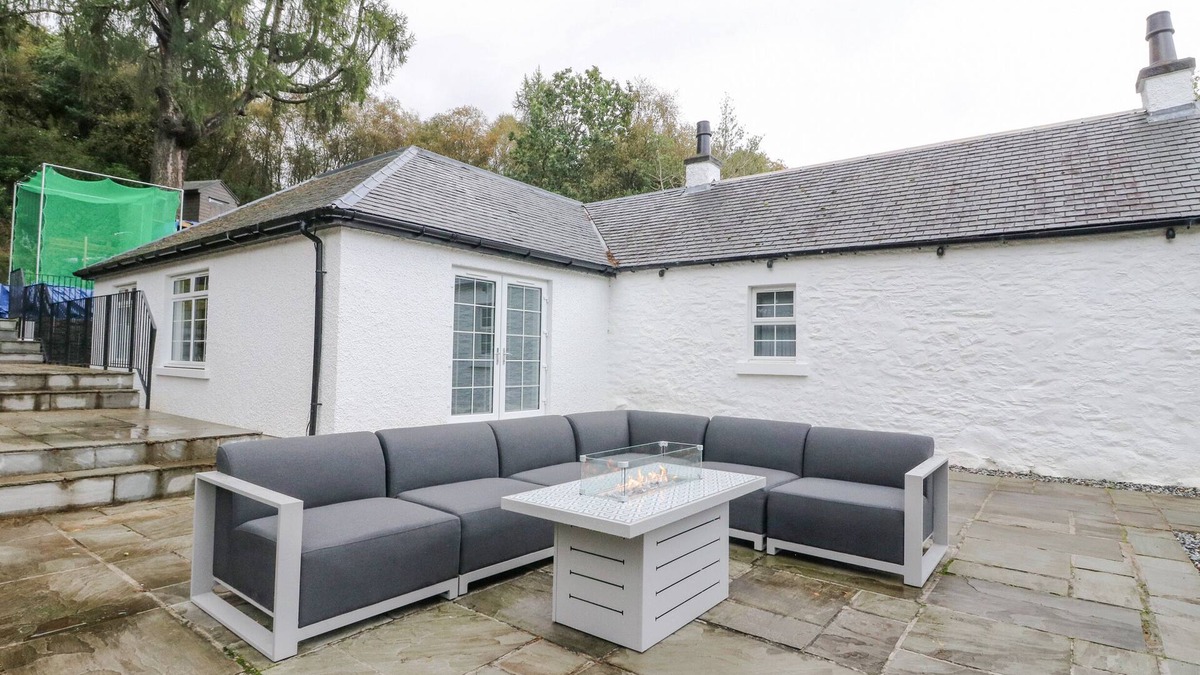Kilcreggan Cottage | HEATHERBANK, family friendly, country holiday cottage in Garelochhead