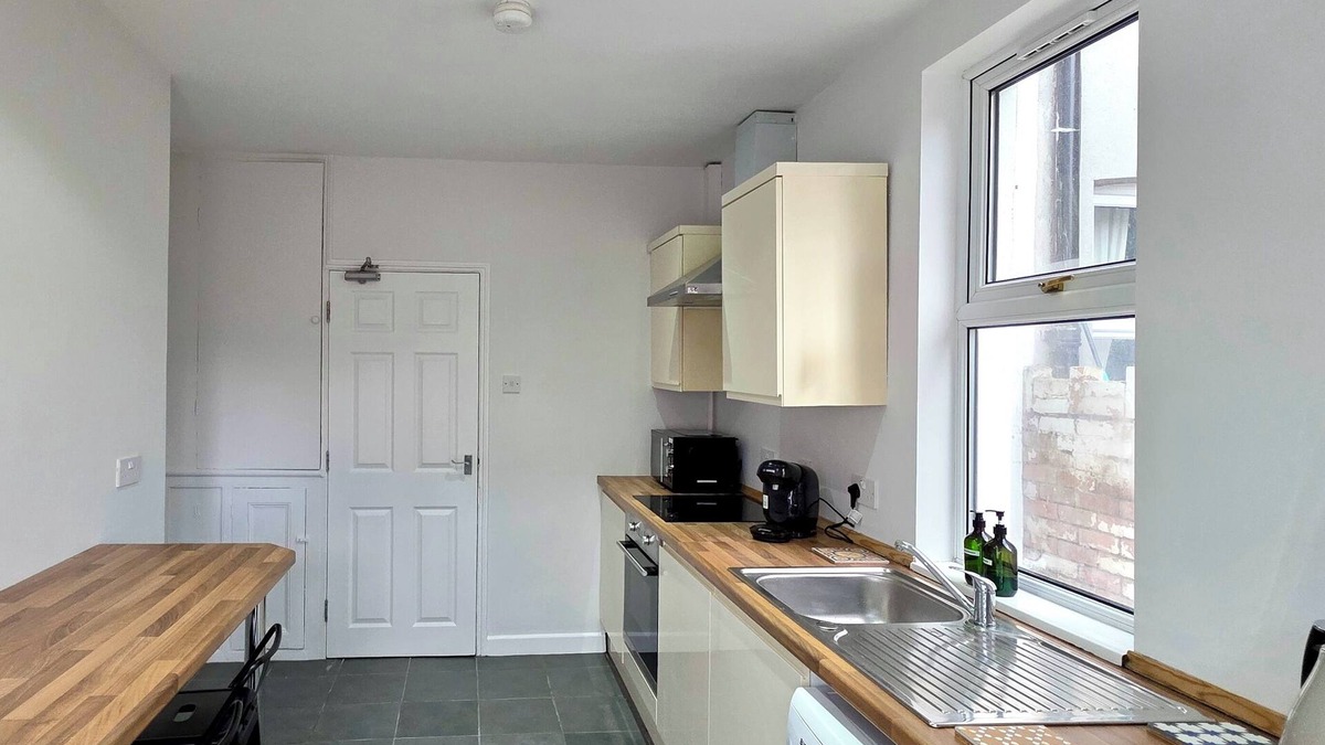 Canton House | Heathfield by Switchback Stays