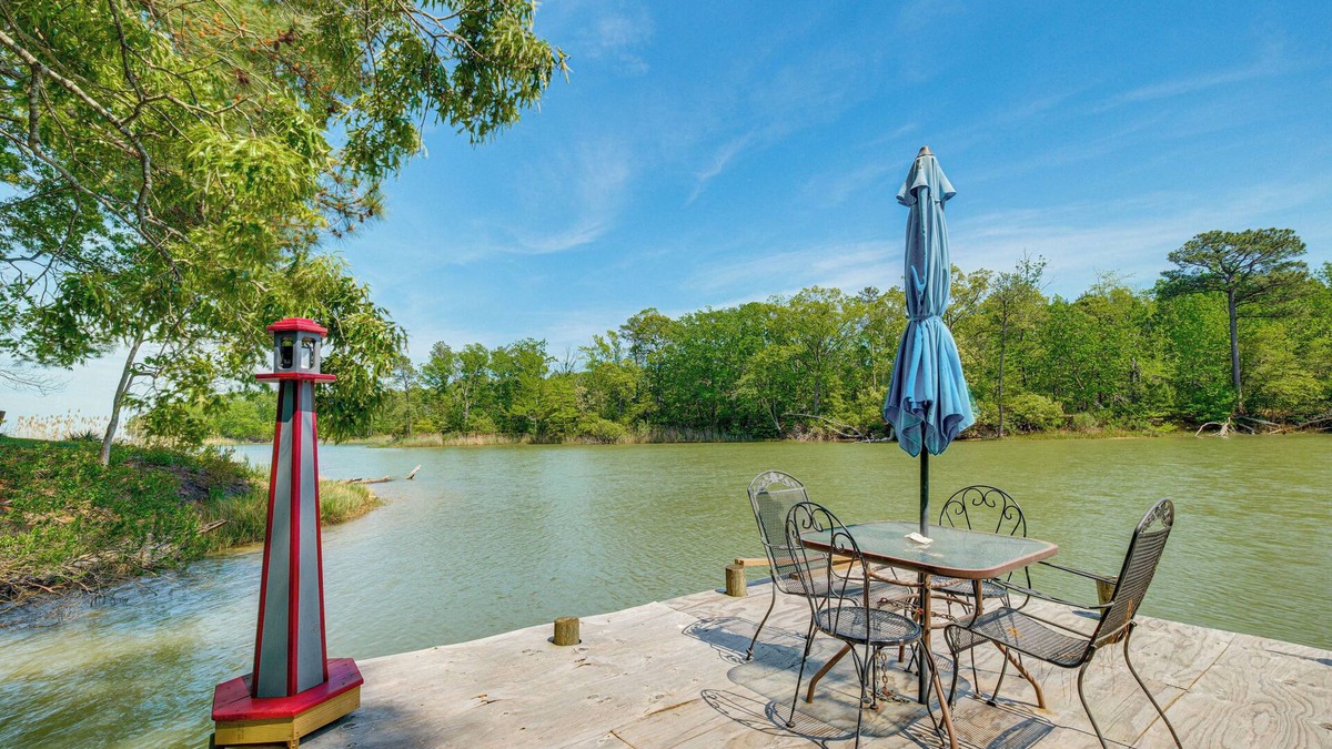 Heathsville House | Heathsville Home w/Sunroom < 10 Mi to Beach!