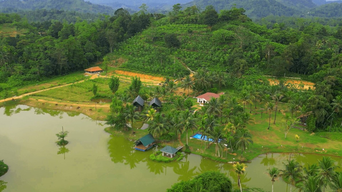 Yattapatha Villa | Heaven By The Lake