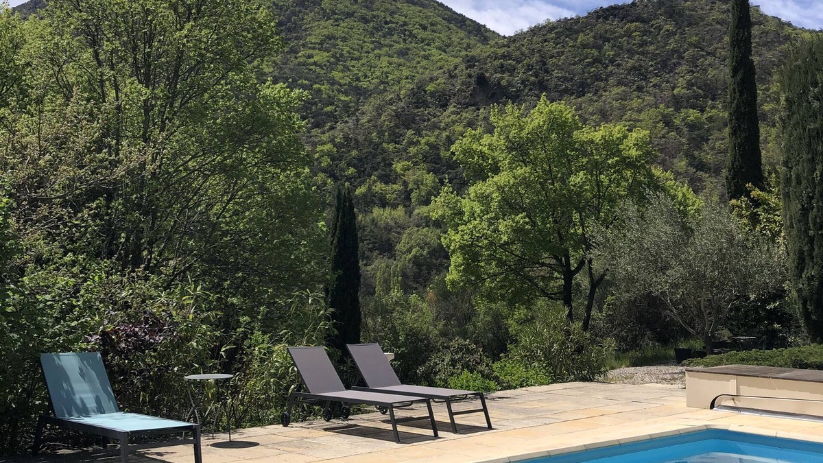 Saint-Ferreol-Trente-Pas Apartment | Heaven ! Charming studio DOLCE VITA 2pers, quiet, facing south, facing mt. Ventoux