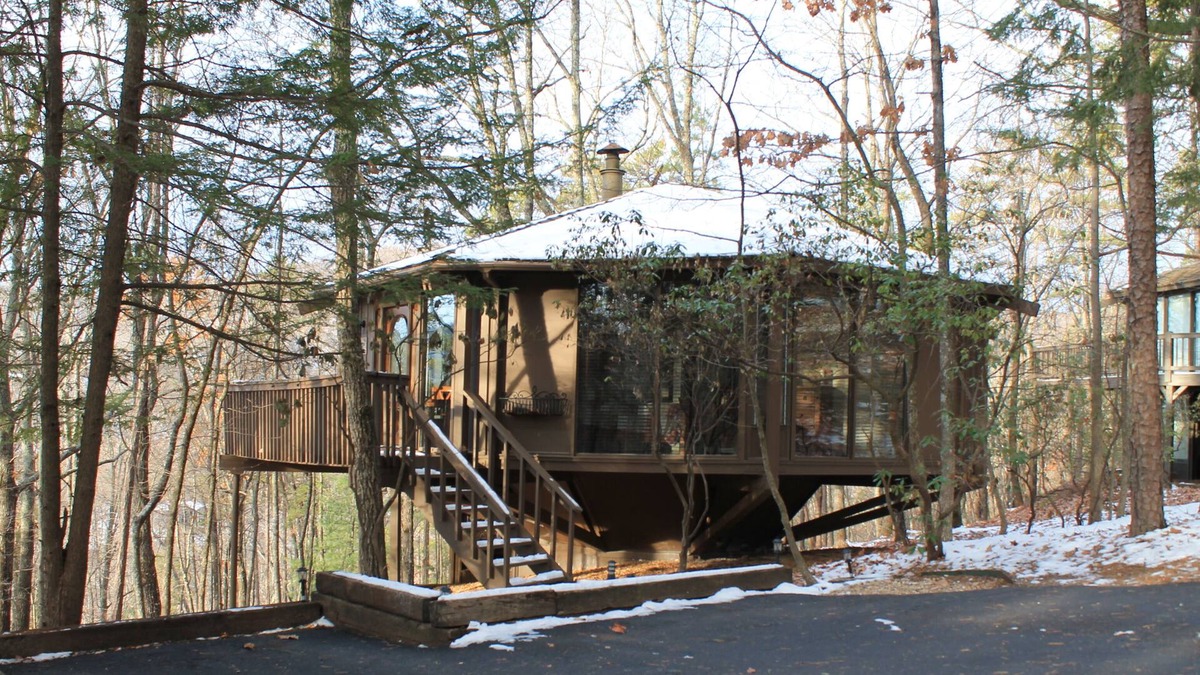 Big Canoe Ski Chalet | HEAVEN in the MOUNTAINS in Big Canoe