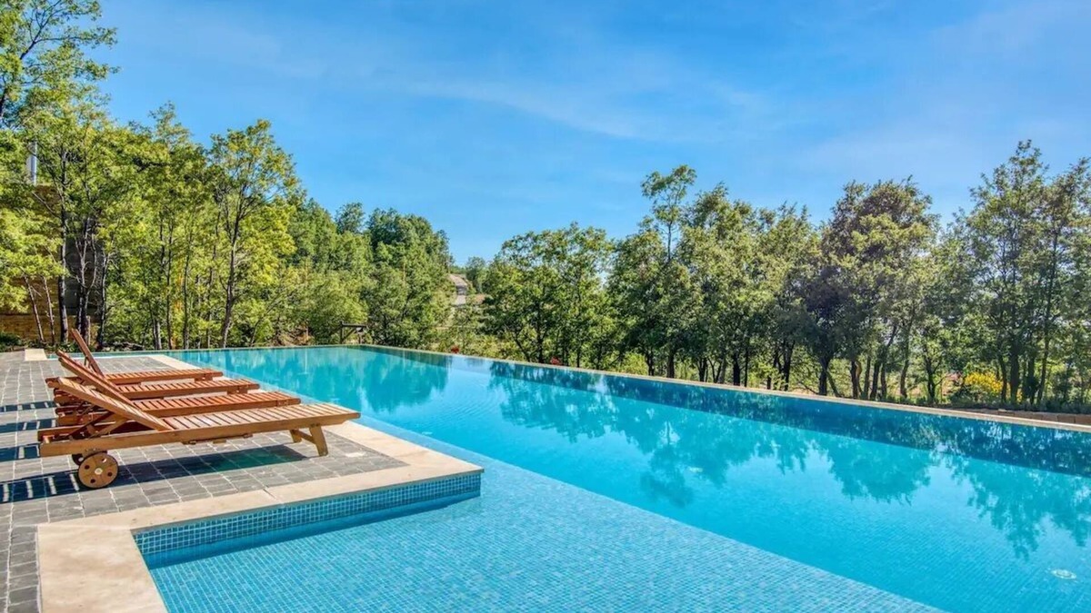 Kfardebian Apartment | Heavenly 3 bedrooms Faqra - U owe urself a vacation in superb nature and luxury