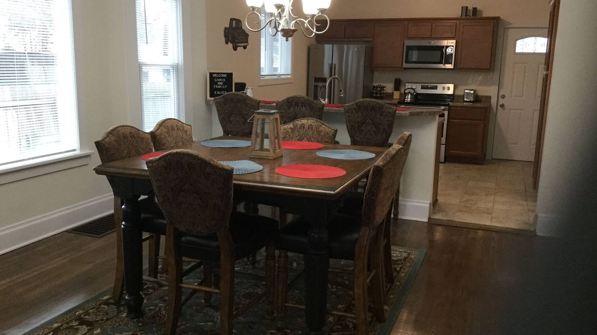 Kenosha House | Heavenly! Near Microsoft Mt Pleasant - Sleeps 6