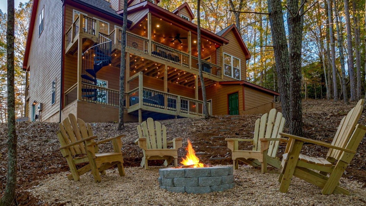 Helen Cabin | Heavenly Pines - Rustic Getaway w/Hot Tub, Fire Pit, and New Furnishings