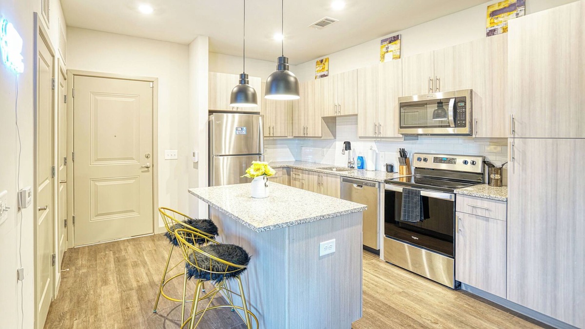 Northlake Apartment | Heavenly Retreat
