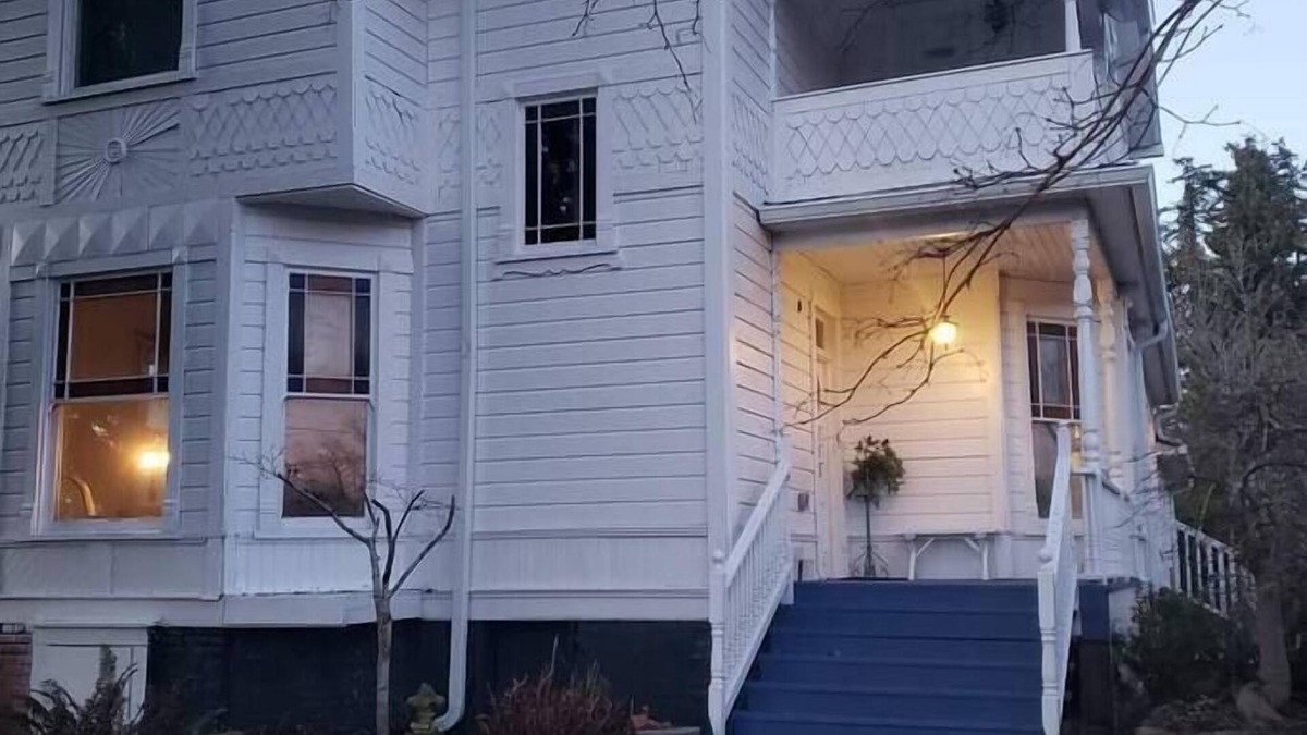 Independence Apartment | Hedges House - Upstairs