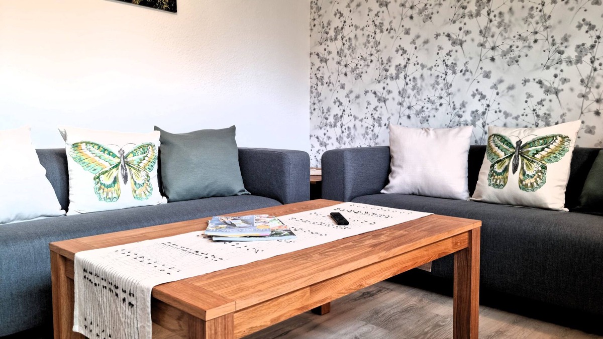 Uelzen Apartment | Heidezauber: Modern vacation apartment with terrace and fireplace