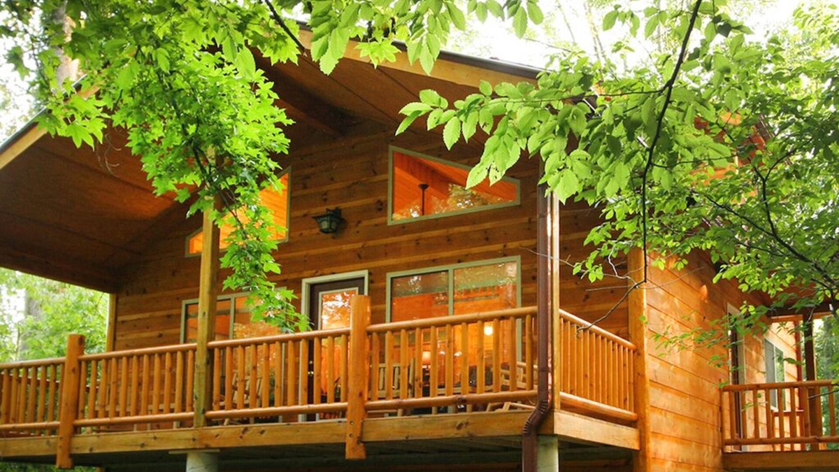 Helen Cabin | Helen Riverside Cabin-Chattahoochee River-Walk to Town