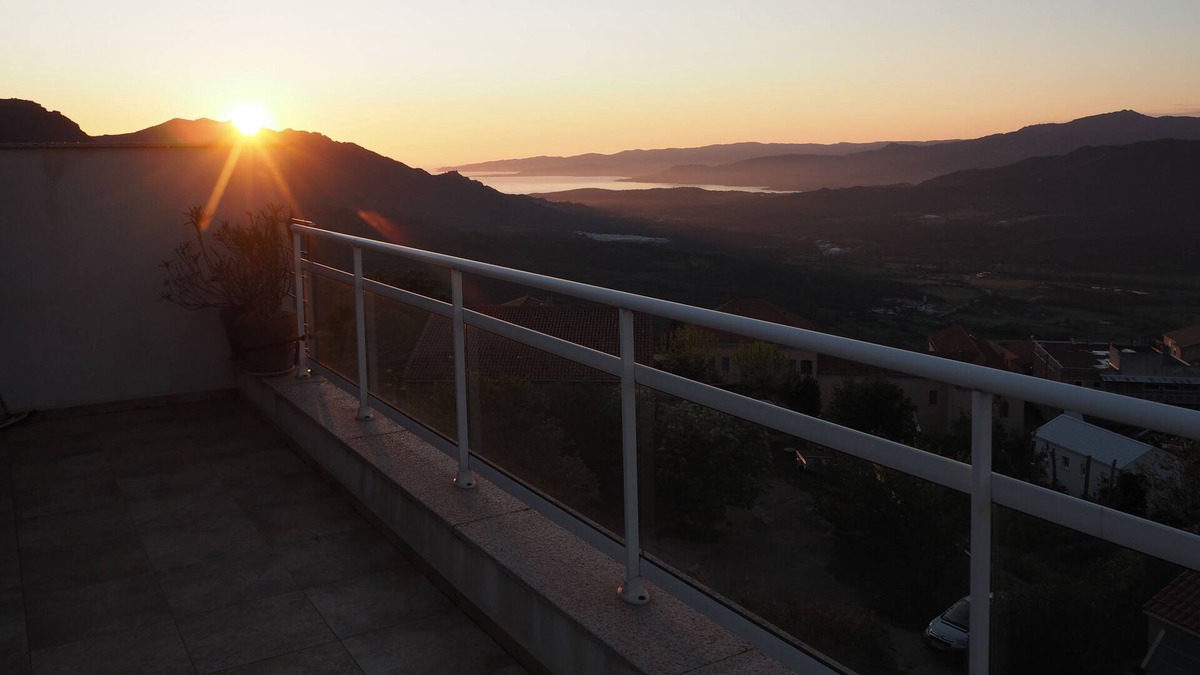 Sartene Apartment | Helicryse, quiet accommodation with sea and mountain views, 15 mins from the beach
