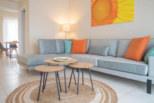 Nea Makri House | Helios: Charming beach home next to crystal waters