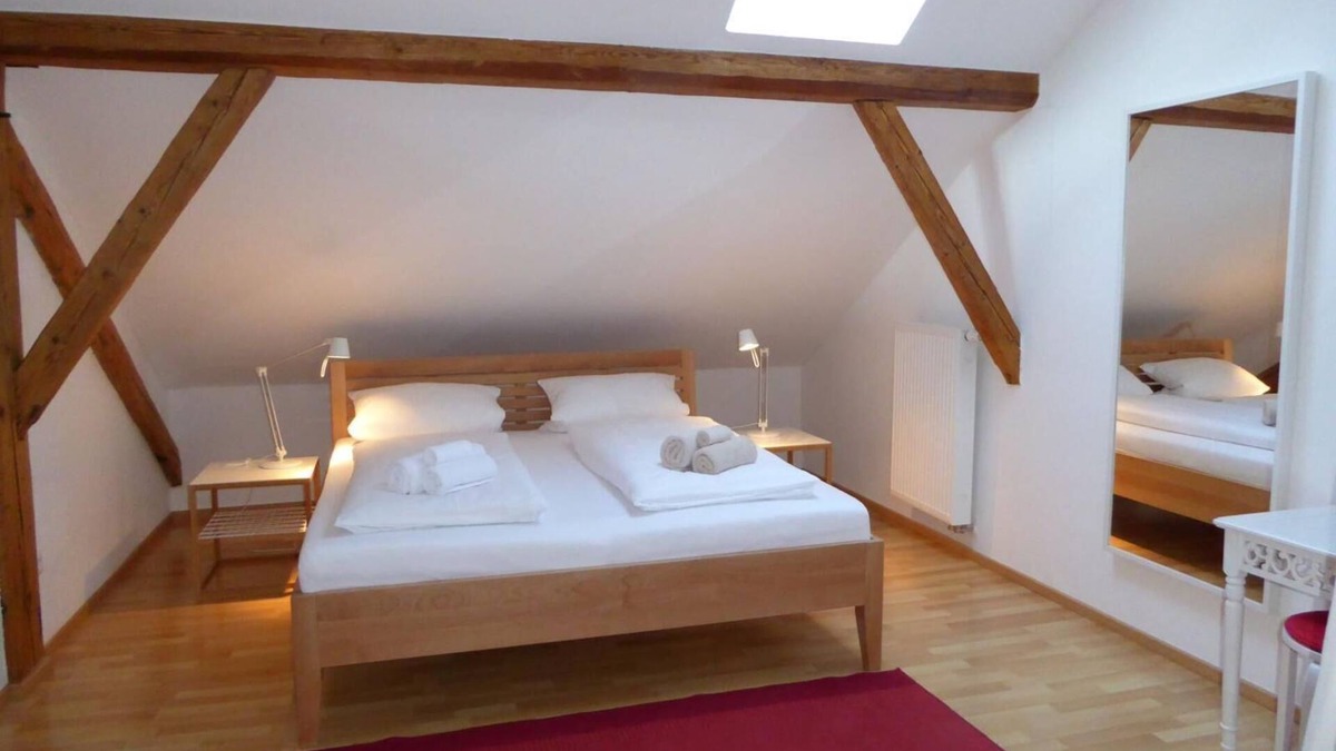 Drachselsried Apartment | Helle Ferienwohnung (93qm) mit Balkon für bis zu 4 Personen