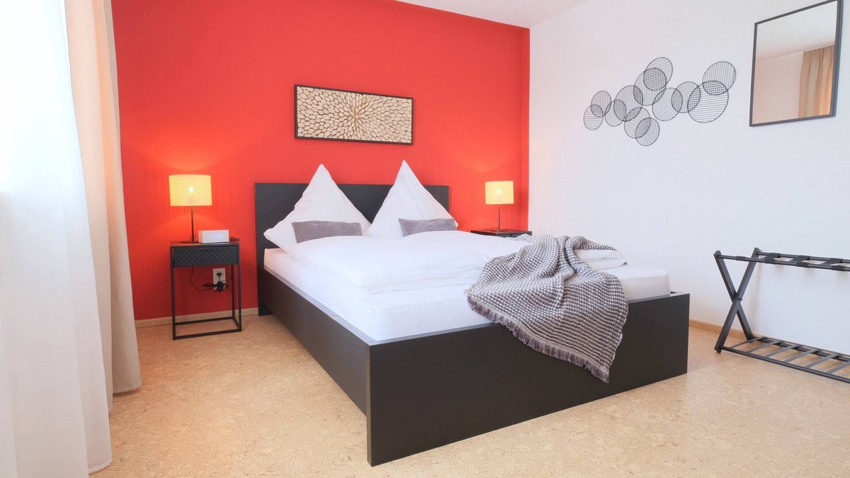 Sinzing Apartment | Helle Ferienwohnung mit Großer Küche und Parkplatz