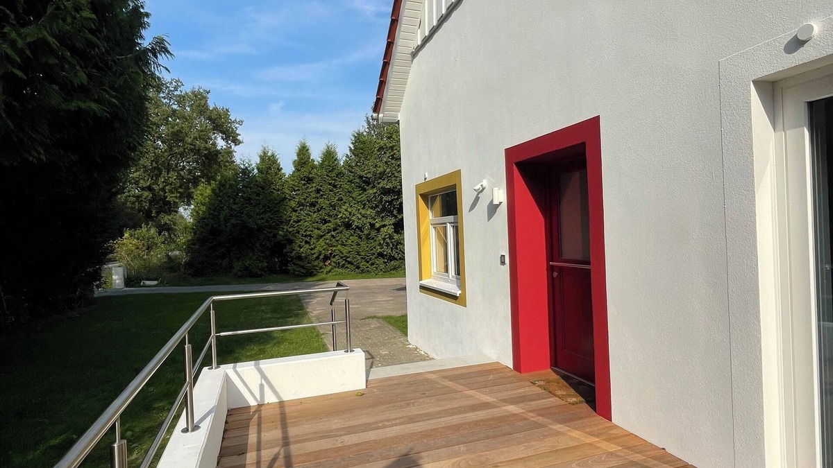Halle Apartment | Helle Frisch Renovierte Ferienwohnung