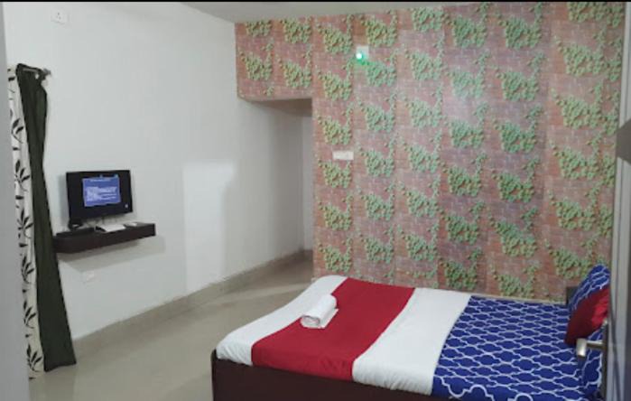 Bhubaneshwar Bed & Breakfast | Hello Stay Hotel Bhubaneswar