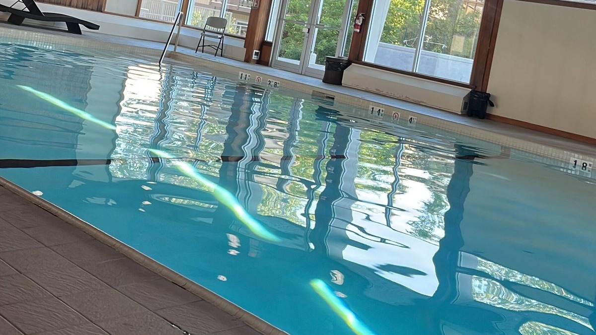 Southwest Calgary Condo | Hello to Garden, our Huge Apartment With Pool
