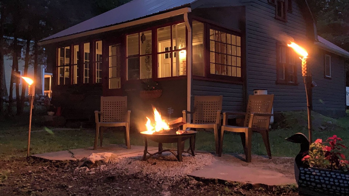 Caroga Lake Cabin | Hemlock Haven An “All Season” Adirondack Getaway