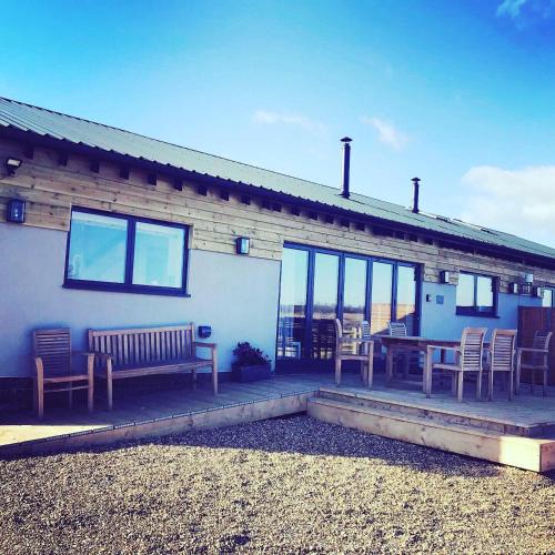 Caldecott House | Hen Houses with Hot Tubs - Big Drift and Fairchilds Barn