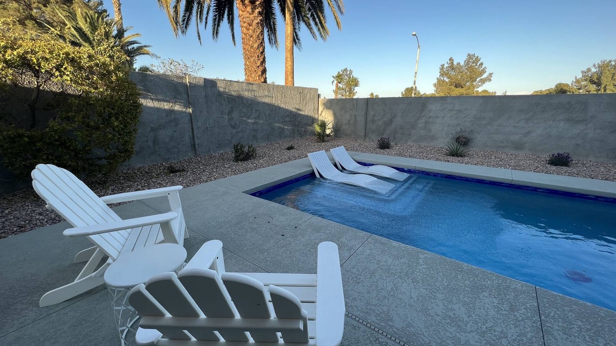 Green Valley House | Henderson/Vegas Luxury DREAM HOME w/Pool & Spa- close to LV Strip & Airport
