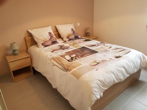 Jonzac Apartment | Hendia