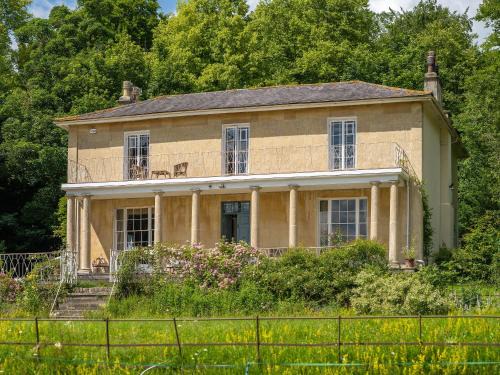 Shrewton House | Henge Estate