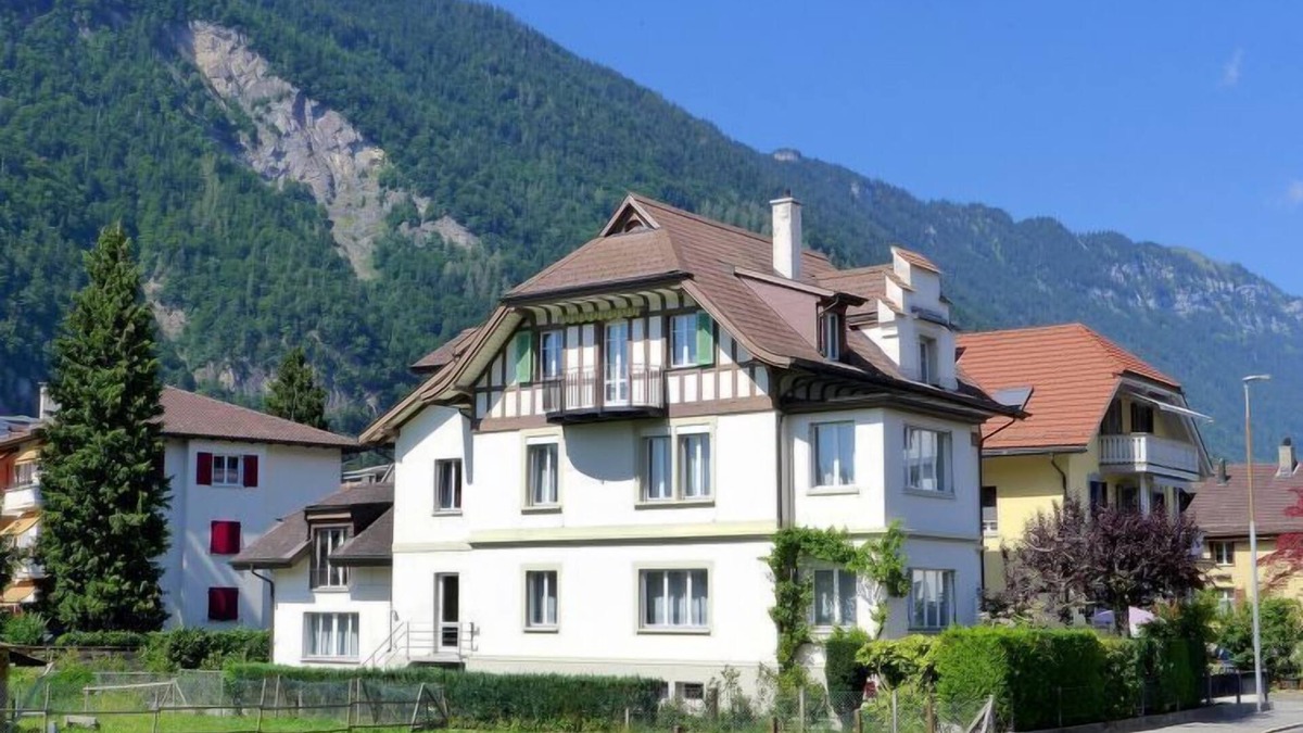 Central Interlaken Apartment | Henry's 300 by Interhome