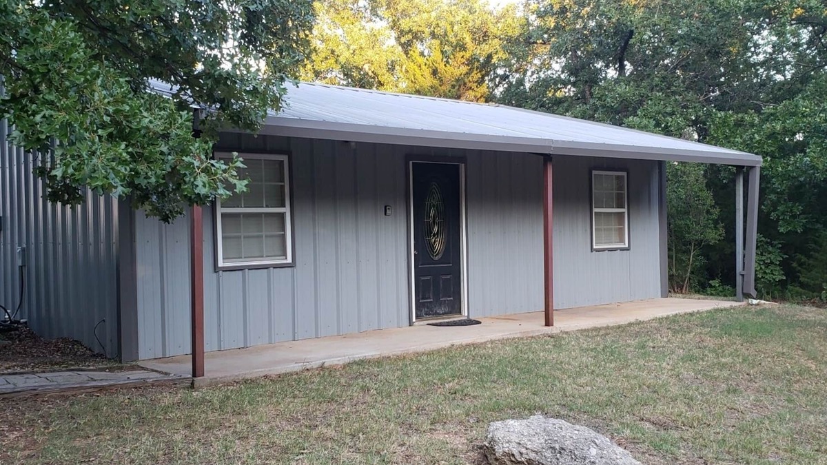 Sulphur House | Henson 1: Rustic Vacation Cabin in the Arbuckles of Southern Oklahoma