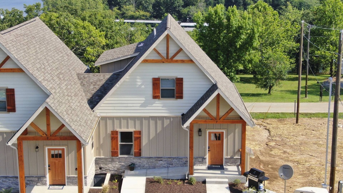Lampe House | Here's your "Life on the Lake" - Relax, rejuvenate, Wheelchair Access !